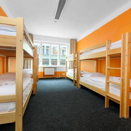 Benedikt City Center Hostel Praha Bagian luar foto